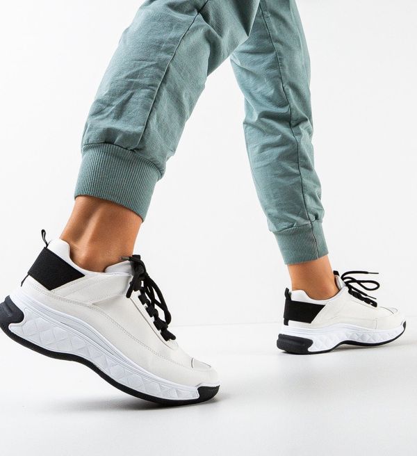 Ali Спортни Herbie Бели