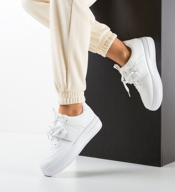 Botinelli Спортни Howard Бели