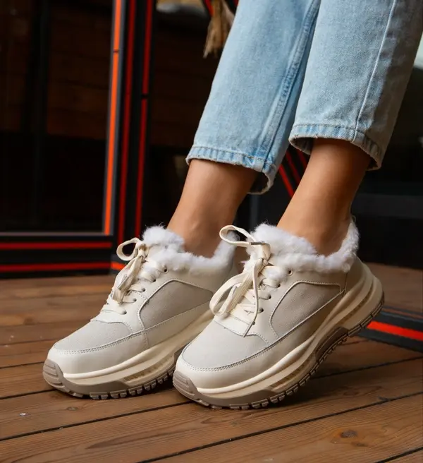 Angel Blue Спортни Jahe Бежов