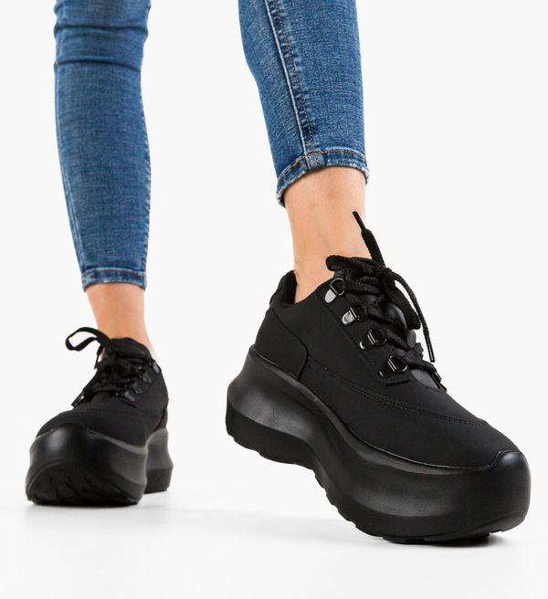 Zoha Спортни Jean Черни