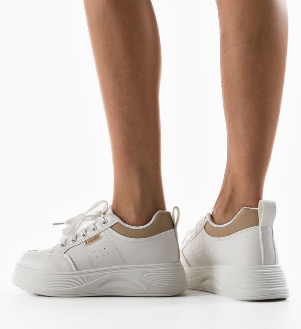 Carolie Спортни Jimm Бели