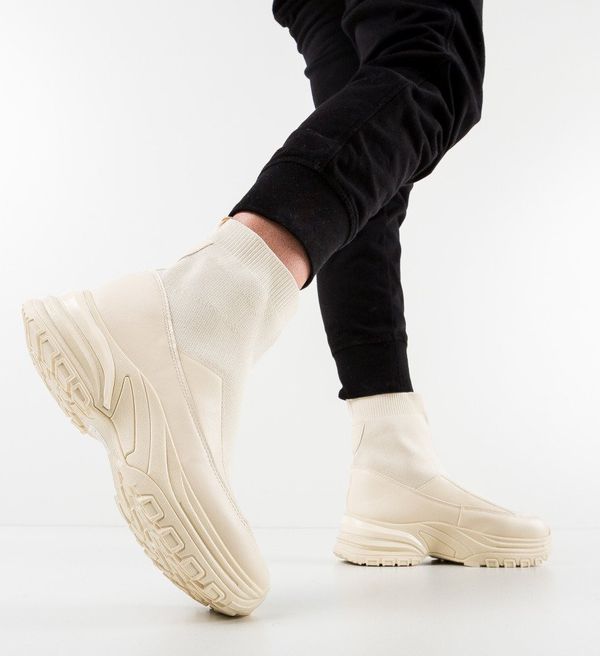 Ali Спортни Jonny Бежов