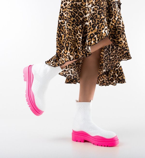 Ali Спортни Julia Фуксия