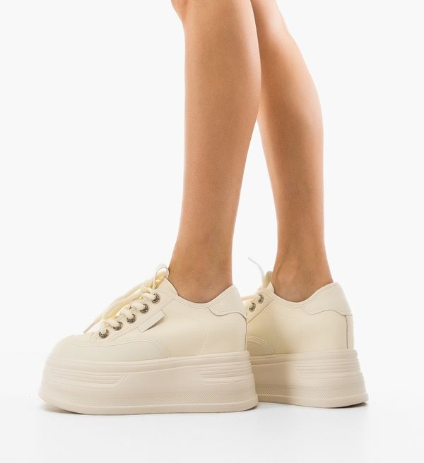 Mei Спортни Kalpi Бели