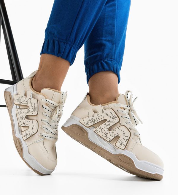 Zoha Спортни Kamal Бежов