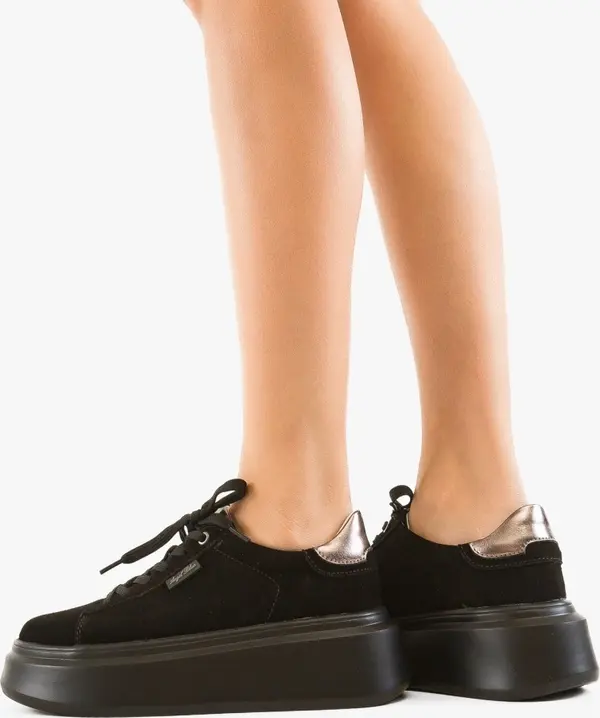 Angel Blue Спортни Kamin Черни