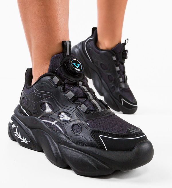 Mei Спортни Kay Черни