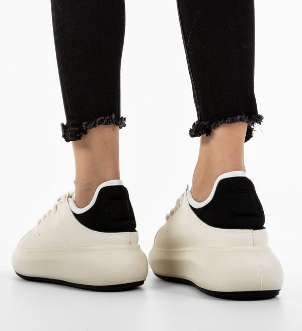 Mei Спортни Keeny Бели