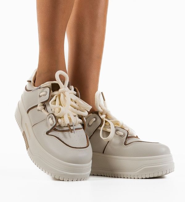 Ali Спортни Kerim Бежов