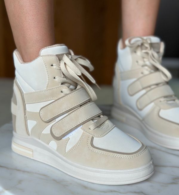 Ali Спортни Kieran Бежов