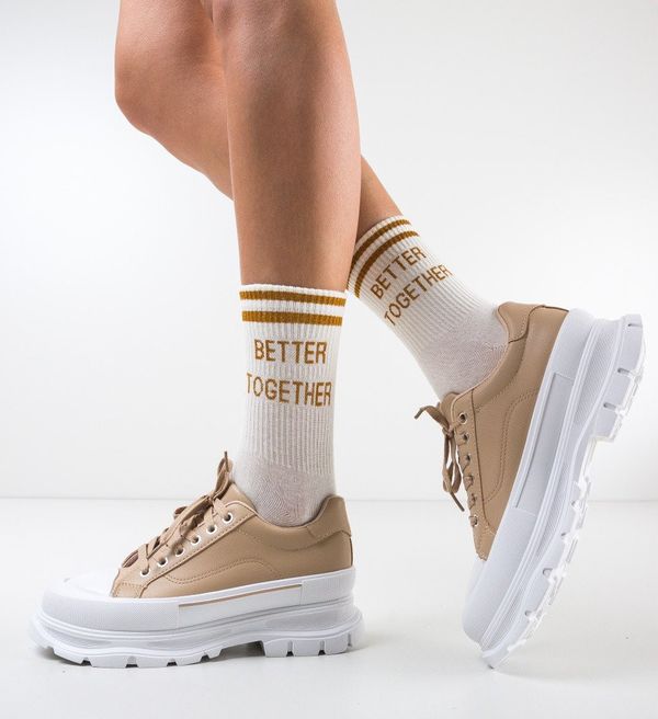 Ali Спортни Kieren Каки