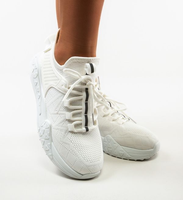 Mei Спортни Kinshasa Бели