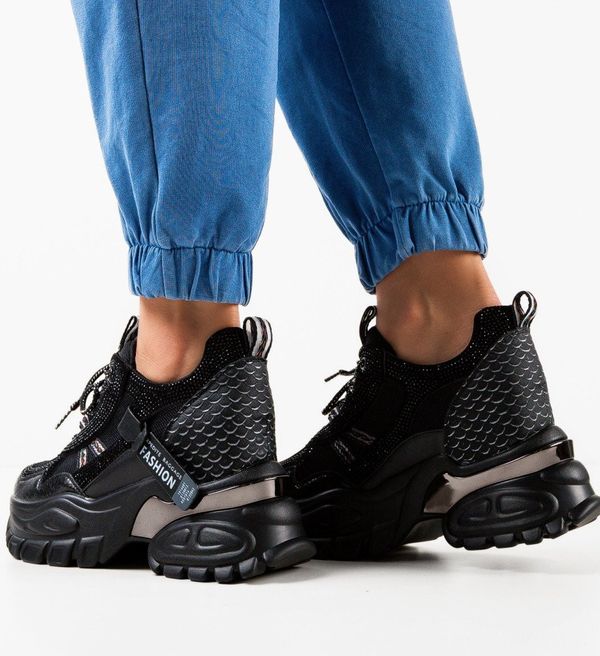 Mei Спортни Klamun 2 Черни