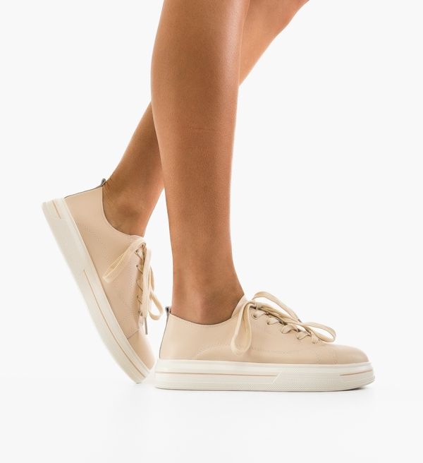 Mei Спортни Kleo Бежов