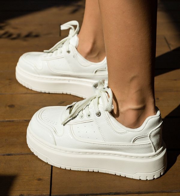 Maria Спортни Kline Бели