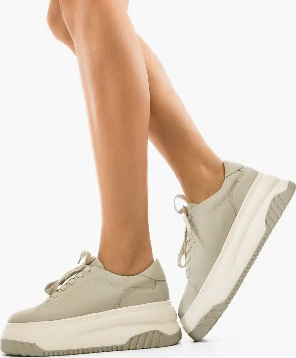 Angel Blue Спортни Krimna Сив