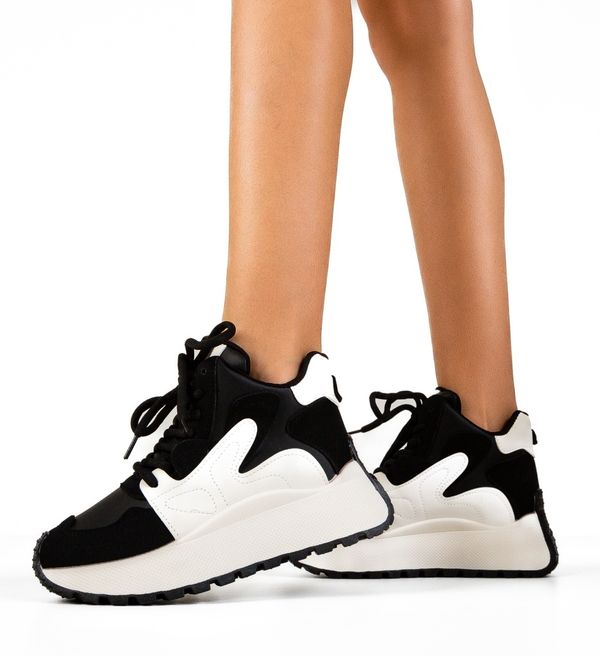 Maria Спортни Lakobe Черни