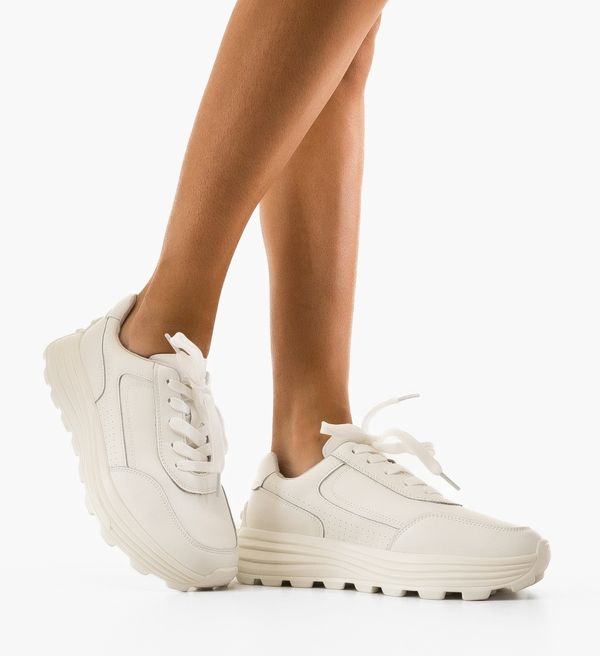 Angel Blue Спортни Lelalo Бели