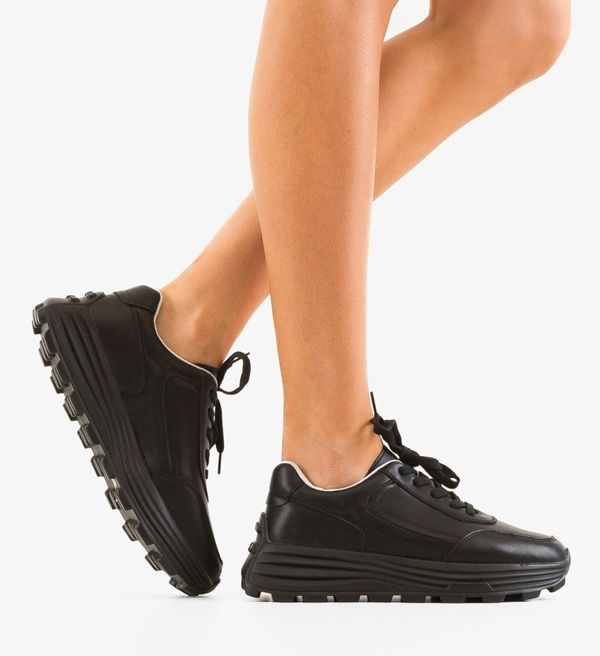 Angel Blue Спортни Lelalo Черни