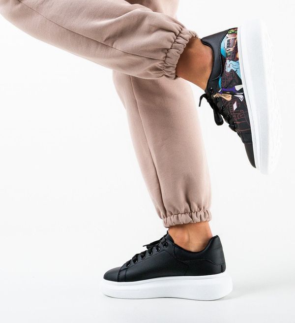 Maria Спортни Loinli Черни