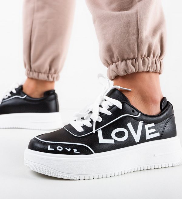 Maria Спортни Loveram Черни