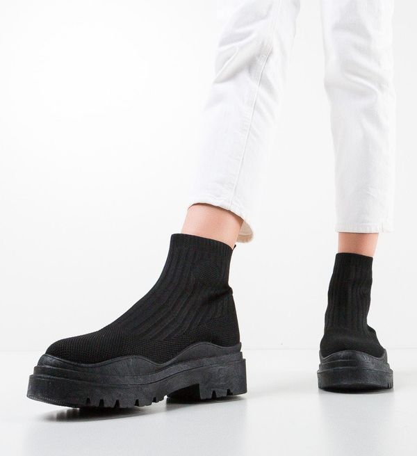 Ali Спортни Lowry Черни