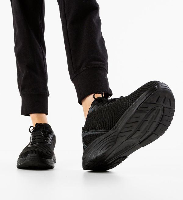 Zoha Спортни Mae Черни