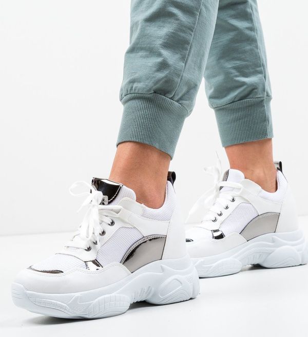 Wow Shoes Спортни Mafina Бели