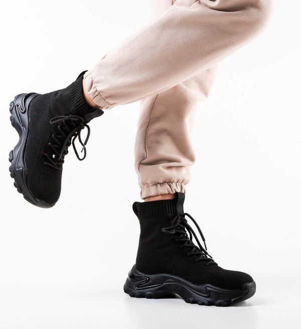 Mei Спортни Mendra Черни