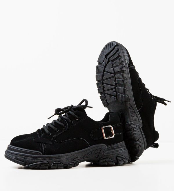 Mei Спортни Mia Черни