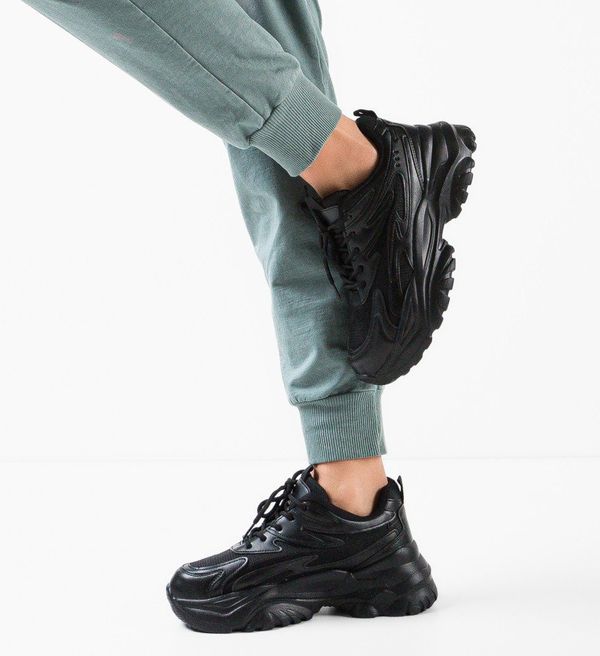 Zoha Спортни Mike Черни