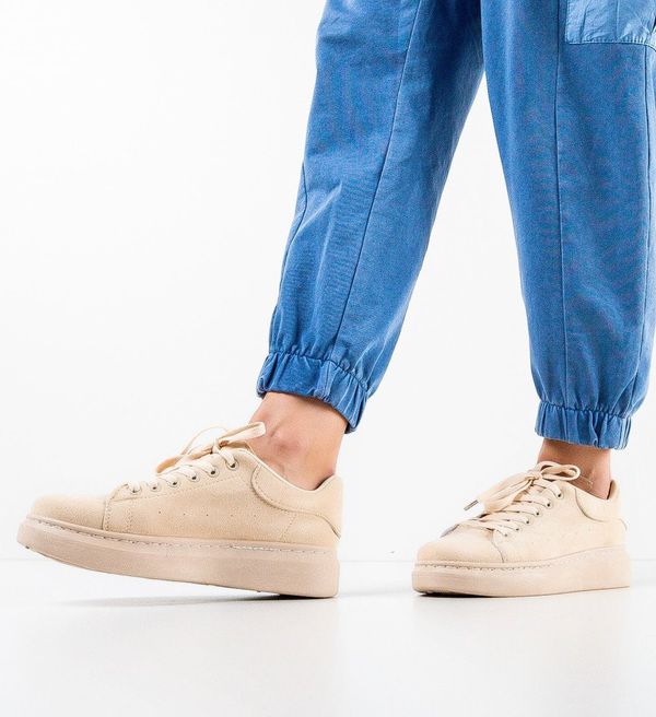 Mei Спортни Mirelya Бежов