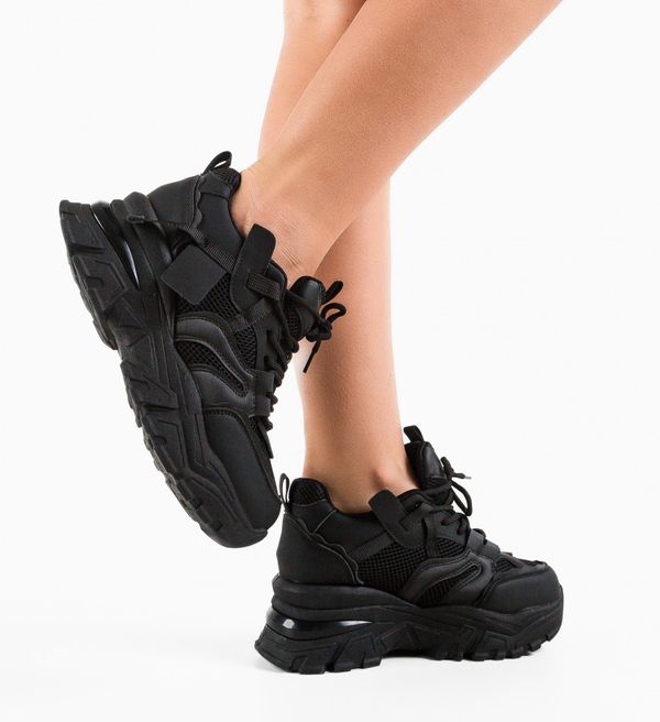 Mei Спортни Monrom Черни