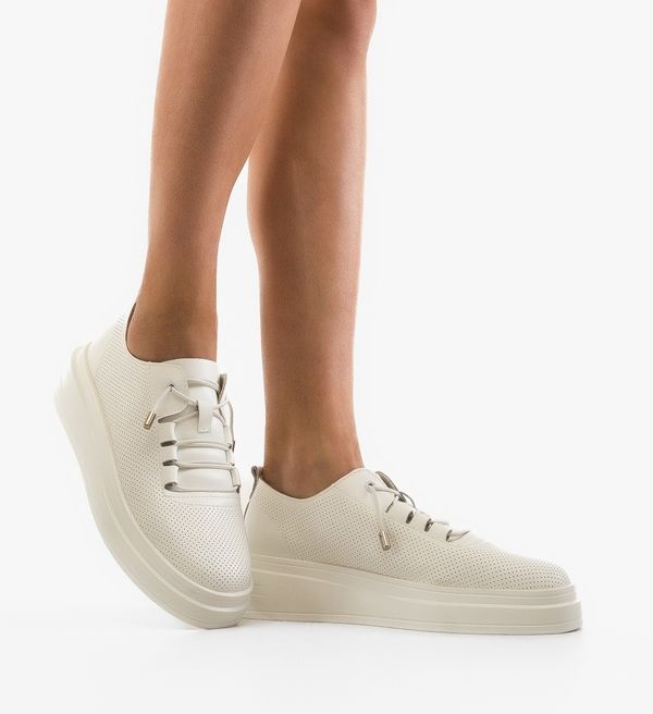 Mei Спортни Myele Бели