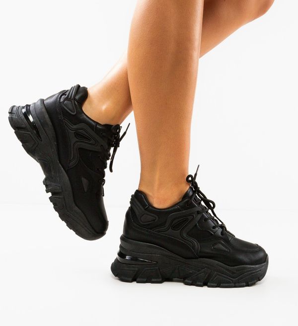 Maria Спортни Mymykaz Черни