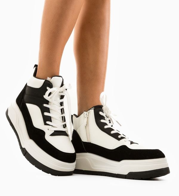 Maria Спортни Nesku Бели