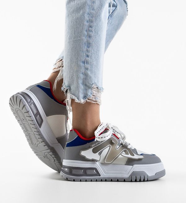 Botinelli Спортни Niustile Сив