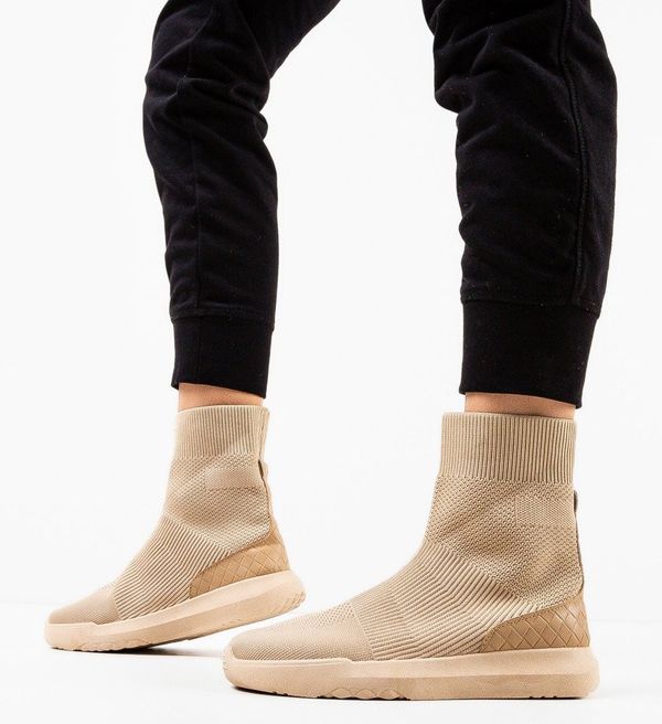 Ali Спортни Noor Каки