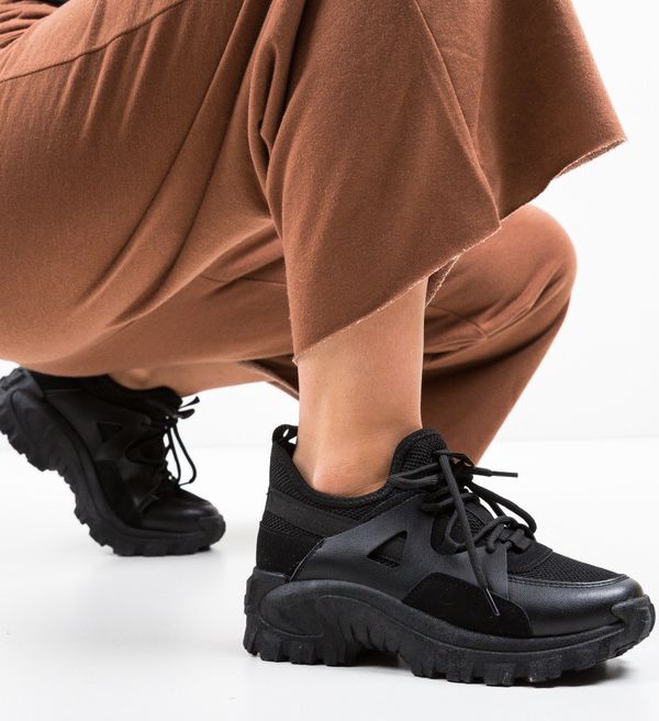 Botinelli Спортни обувки Grady Черни