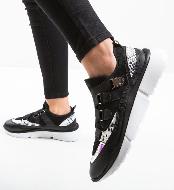 Exist Shoes Спортни обувки Jacobas Черни