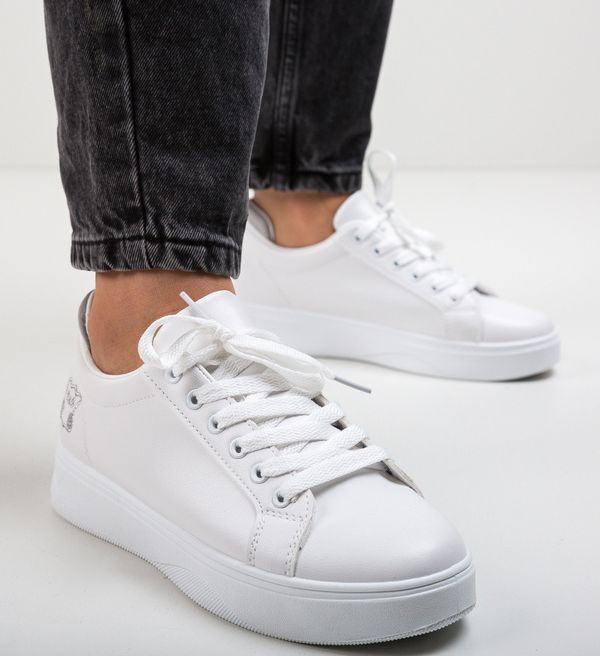 Maria Спортни обувки Leon Многоцветни