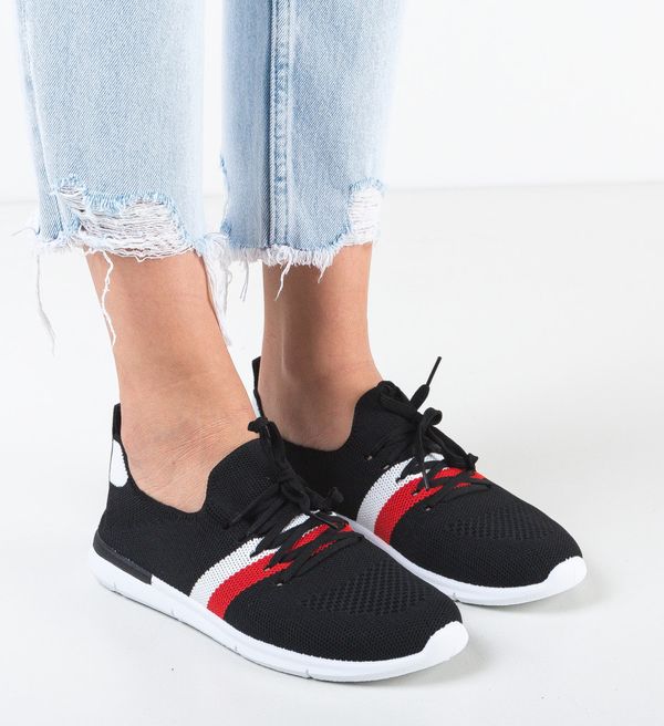 Ali Спортни обувки Mikys Черни