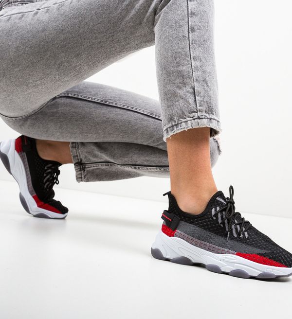 Mei Спортни обувки Miwo Черни