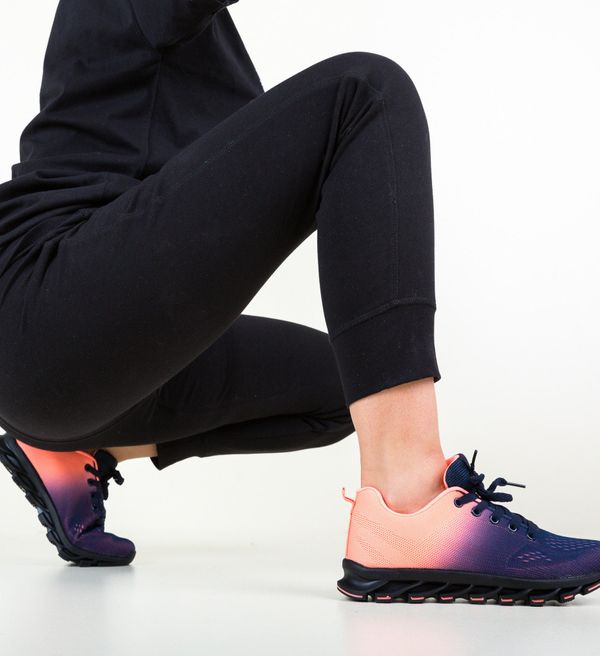 Zoha Спортни обувки Moran Розов