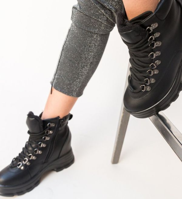 Mei Спортни Обувки Nesal Черни