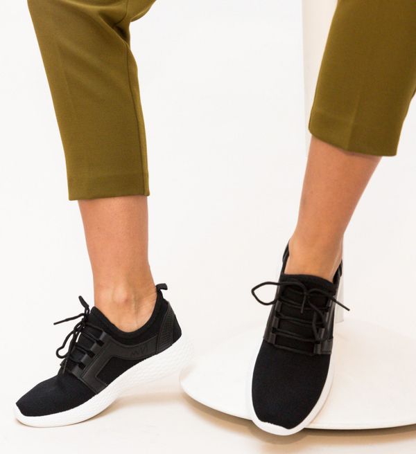 Zoha Спортни Обувки Reva Черни