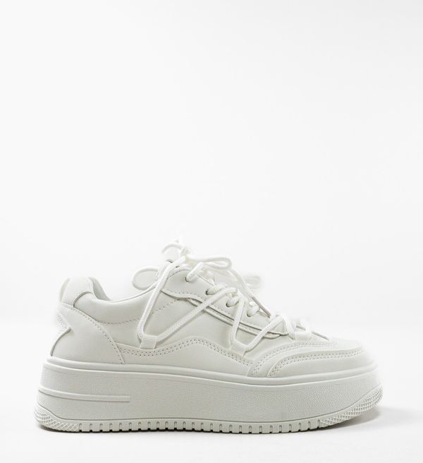 Maria Спортни обувки Zenzyna Бели