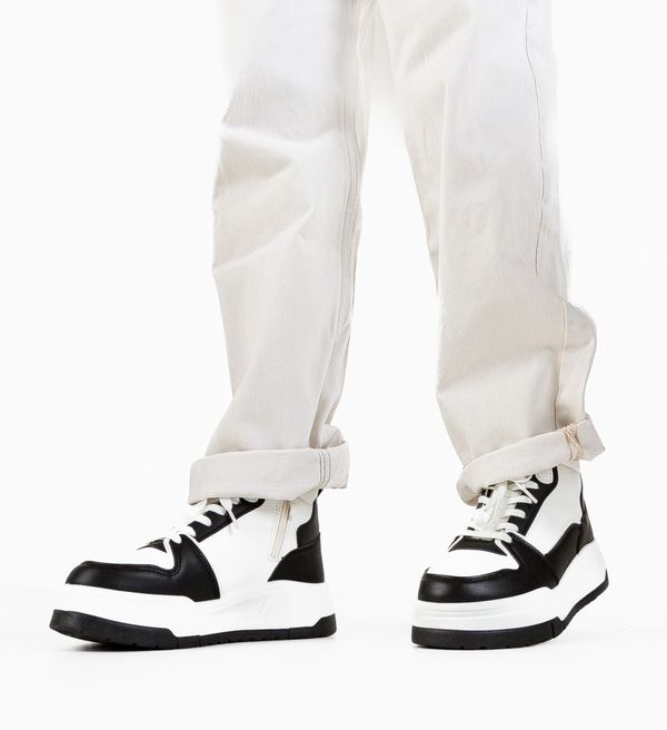 Maria Спортни Okayta 2 Бели