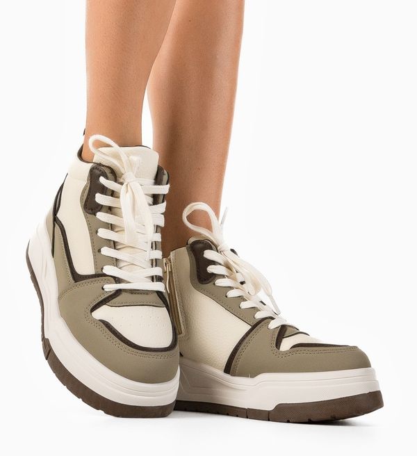 Maria Спортни Okayta Каки