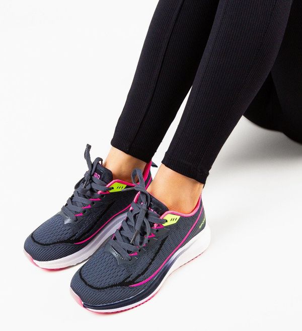 Zoha Спортни Olson Розов